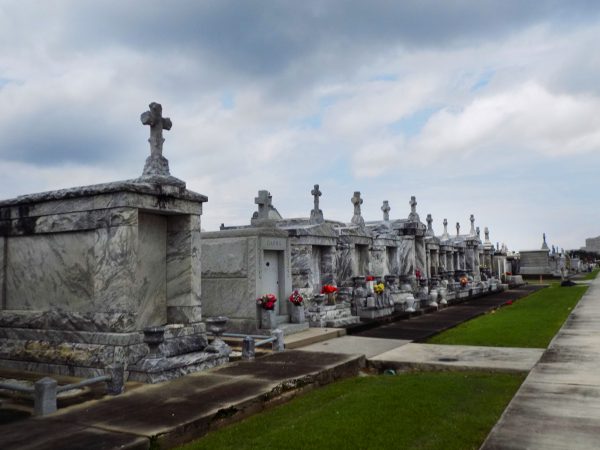 New Orleans has a magical atmosphere and a creepy vibe. Cemeteries are a beautiful tourist destination of the city. 