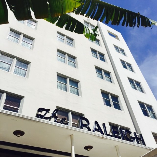 the Raleigh hotel south beach Miami travel blogger hotel review 