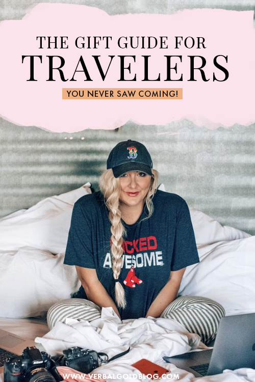 Wondering what to gift your friend who loves to travel? On this gift guide for travelers, I share the best things to gift the traveler in your life. #GiftGudie